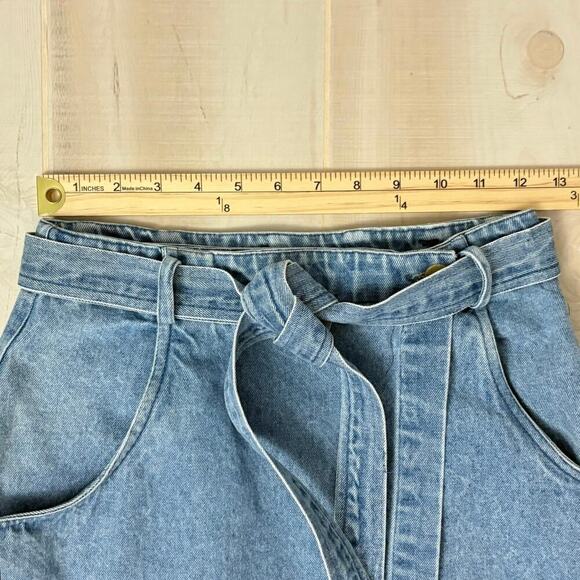 Fenwick Vintage Denim Wrap
Midi Skirt Belted High Waist
Blue Jean Women's Sz 2-4 - Picture 5 of 9